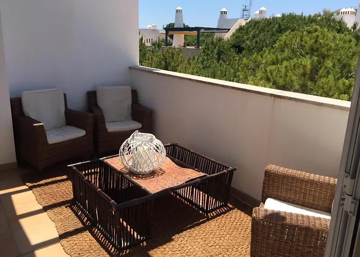 Tatil Evi Garden Villa, Cosy House By The Sea Praia Verde