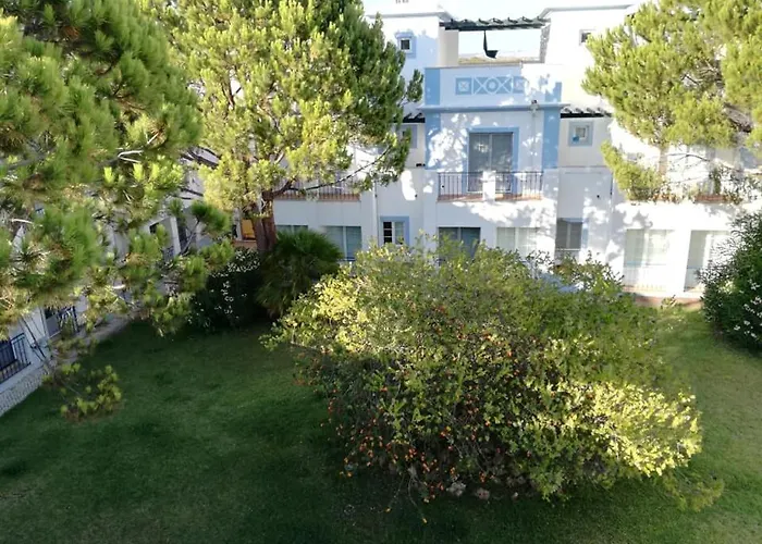 Garden Villa, Cosy House By The Sea *