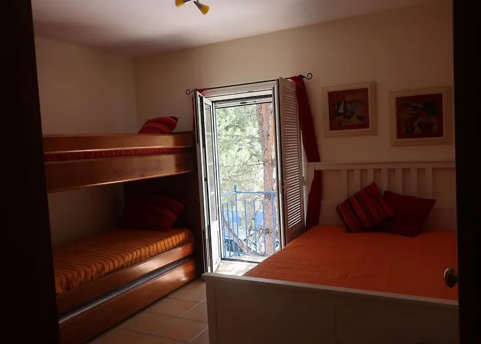 Tatil Evi Garden Villa, Cosy House By The Sea *