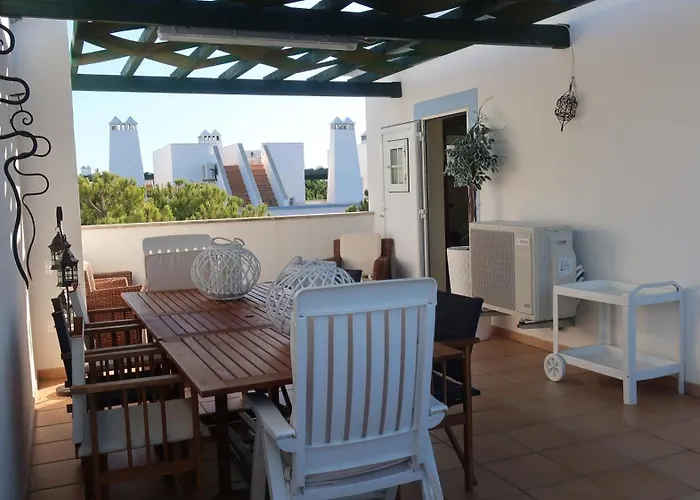 Garden Villa, Cosy House By The Sea Tatil Evi