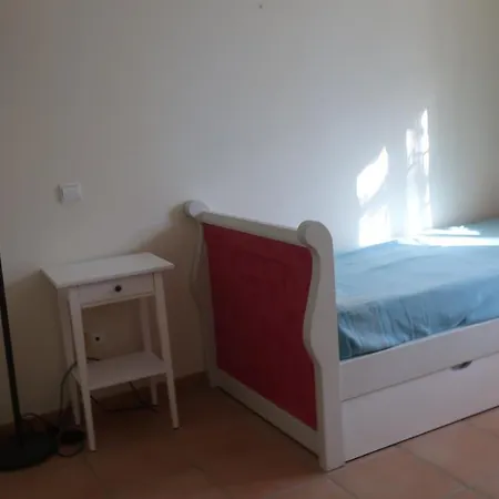 Garden Villa, Cosy House By The Sea