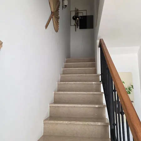 Garden Villa, Cosy House By The Sea بيت للعطل Praia Verde